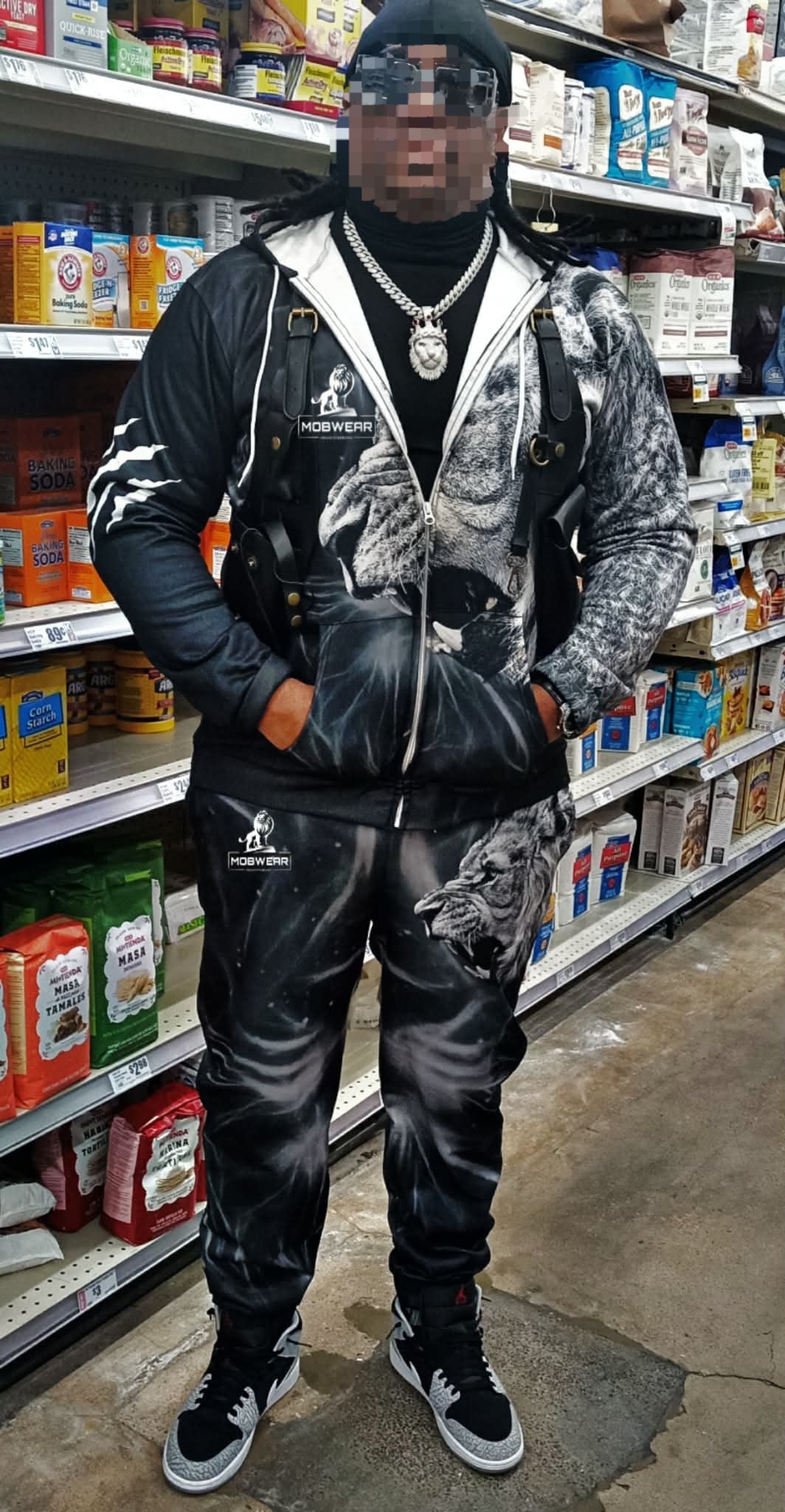 MobWear LionKing Hoodie Set